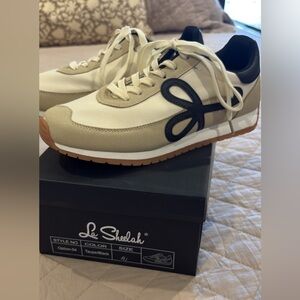 La Sheelah Cream and Black Boutique Sneakers 8.5